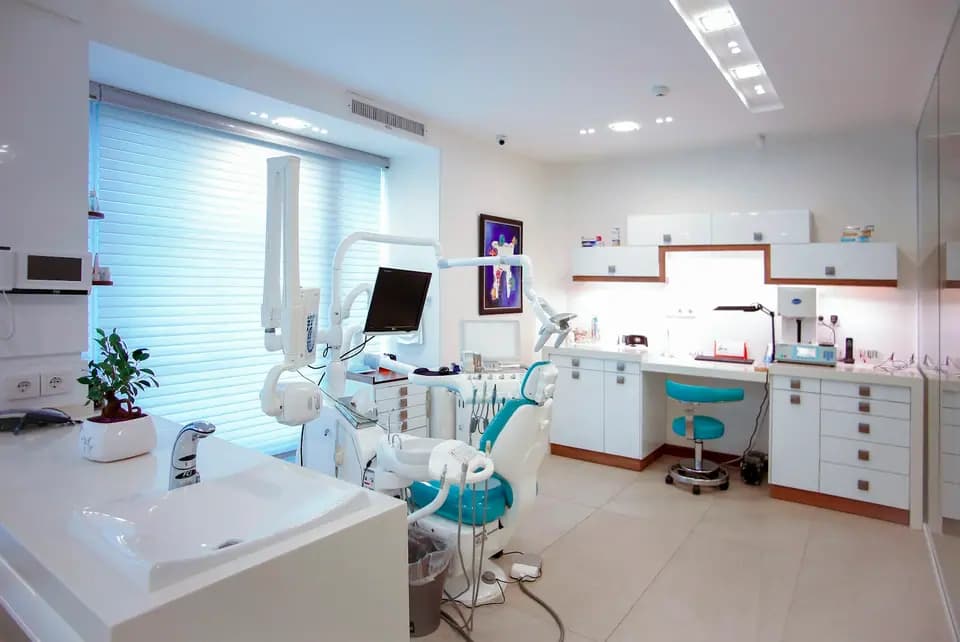 NOVADENT Clinic — Stomatologie